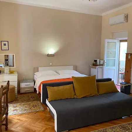 Guest house 