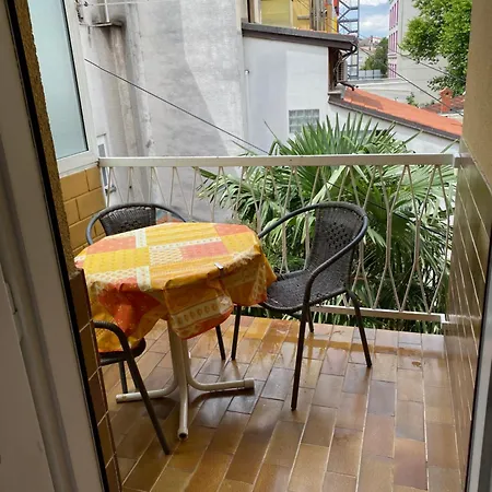 Guest house 